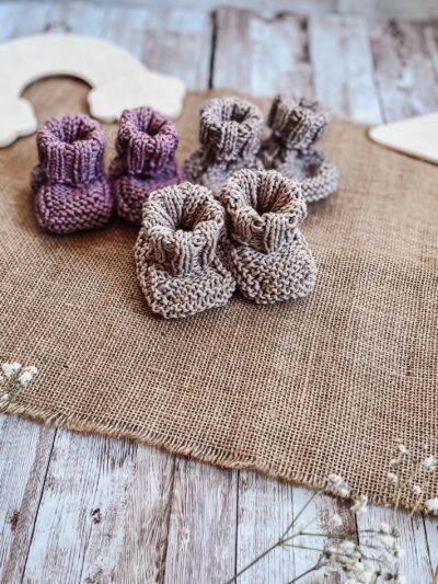 Hand-dyed merino newborn booties/mittens set