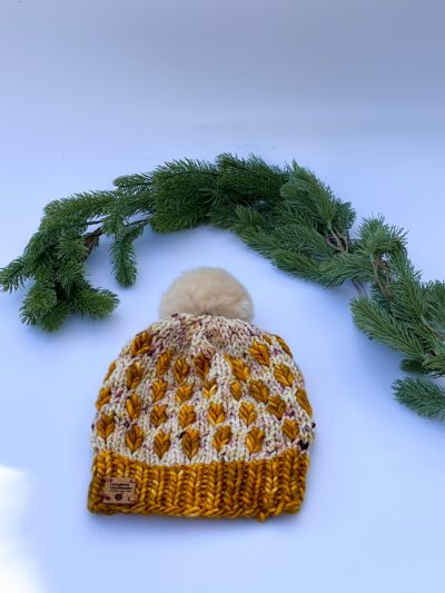 Leaf pattern chunky beanie